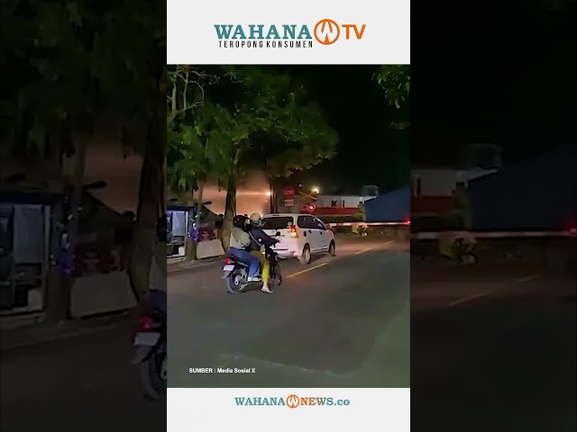 Kecelakaan Kereta Api, Kereta Tabrak Truk Tronton