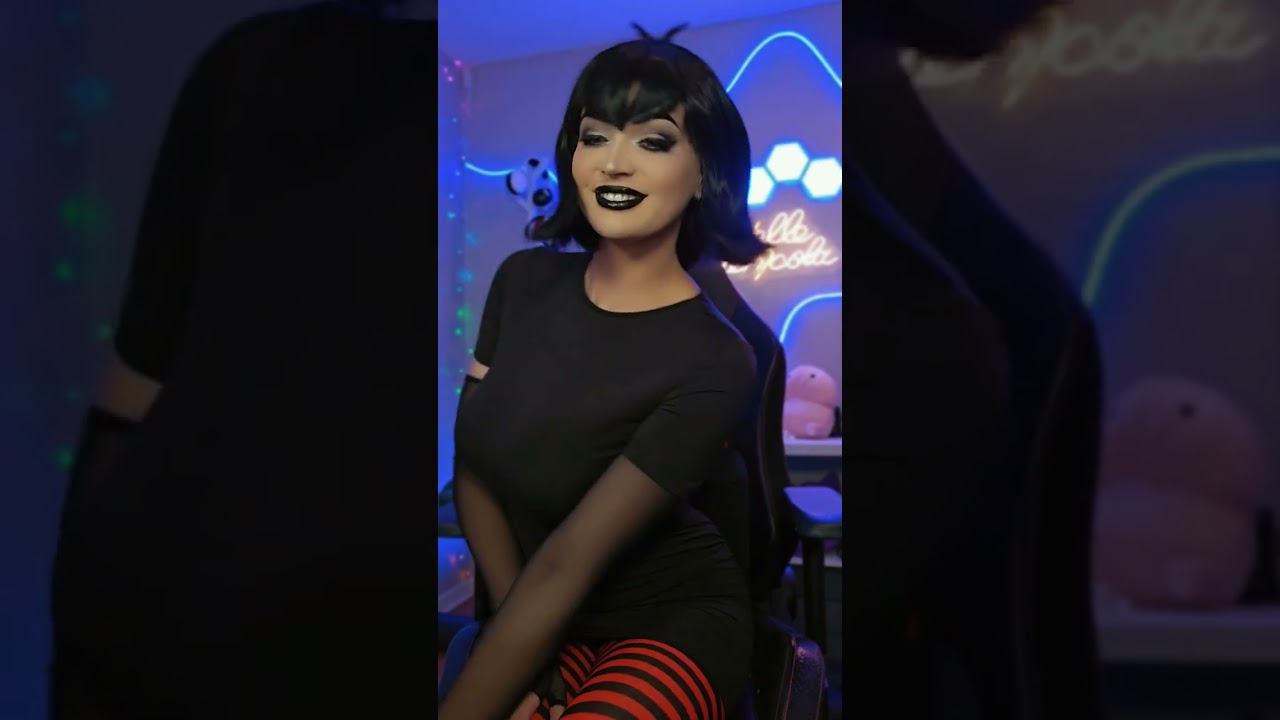 Hotel Transylvania has neon lights now, it's canon ... thanks for hanging during my cosplay stream!