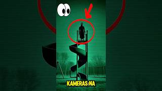 Gece Boş Parkta Kameraya Takılan Silüet Gerçek Mi?