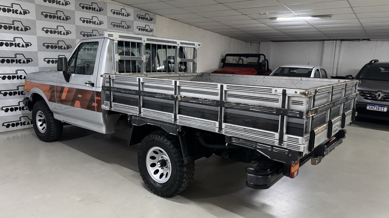 PICAPES DIESEL CARROCERIA DE MADEIRA À VENDA A PARTIR DE 29 MIL