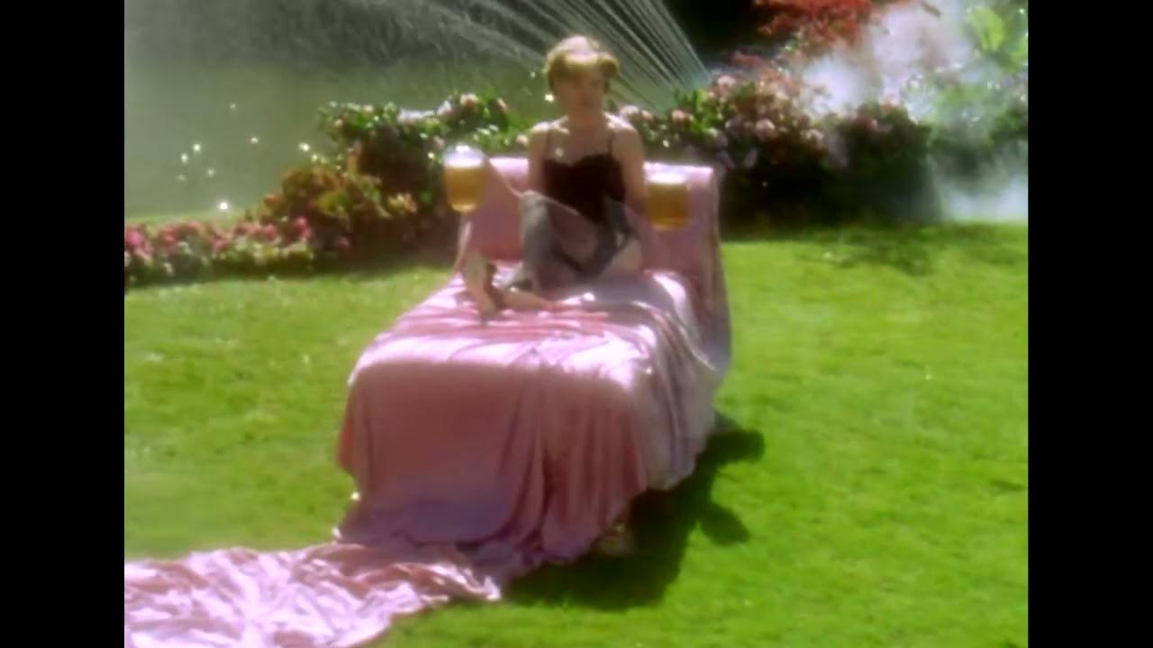 Julie Bowen 2, Happy Gilmore YouTube