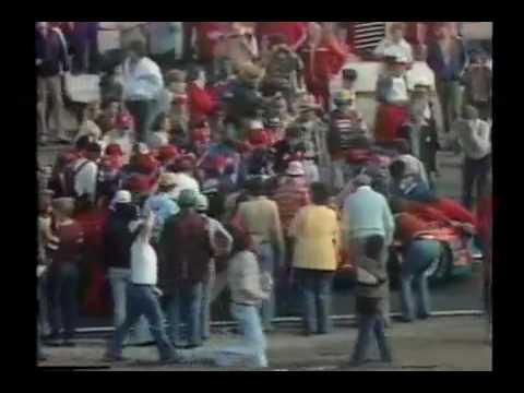 The 1979 Daytona 500 Finish Cale Yarborough and Bo...