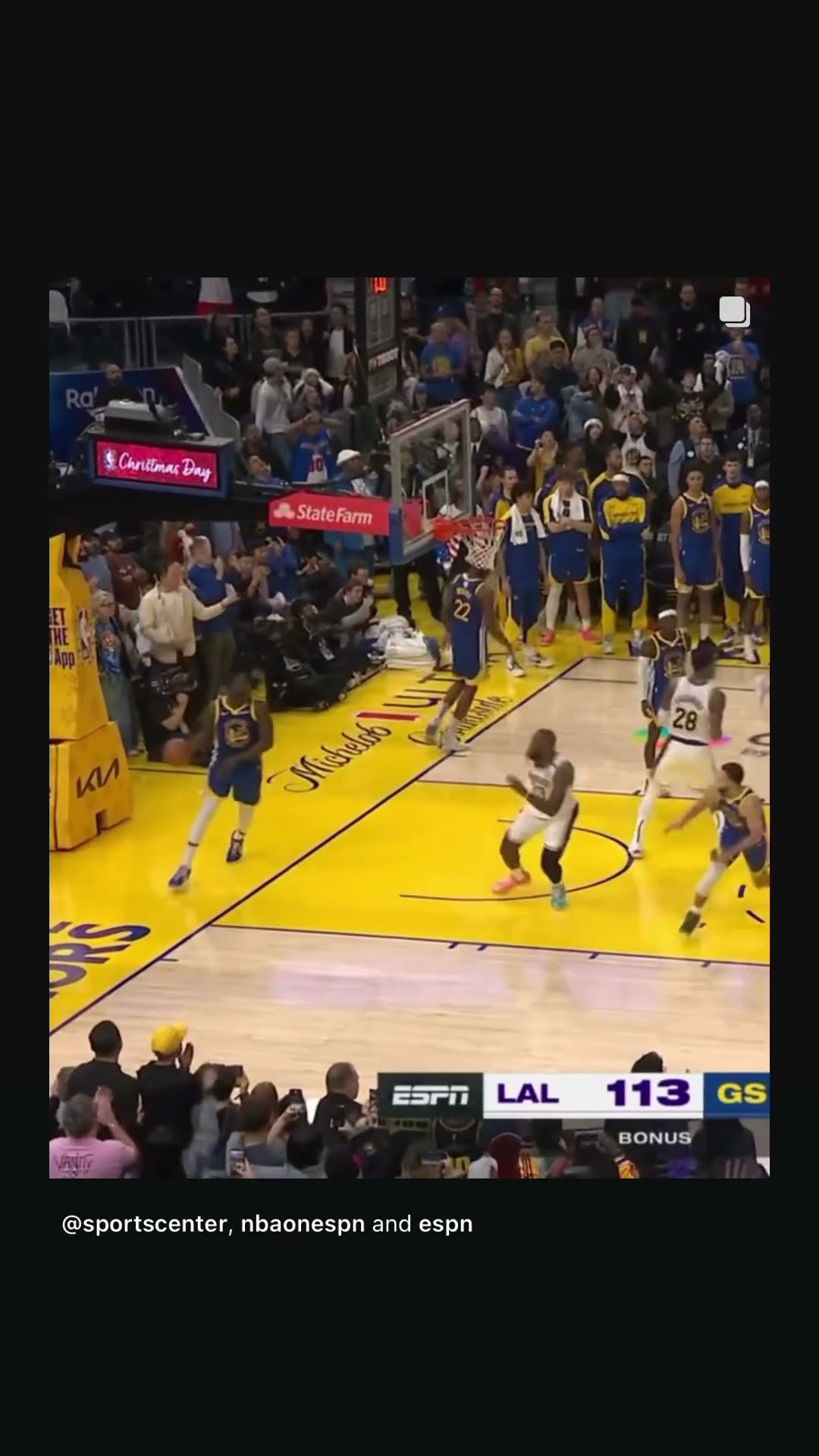 He banks it in #hoodnews #austinreaves #lakers #layup #basketball #omg #how #wow #warriors #xmas #i