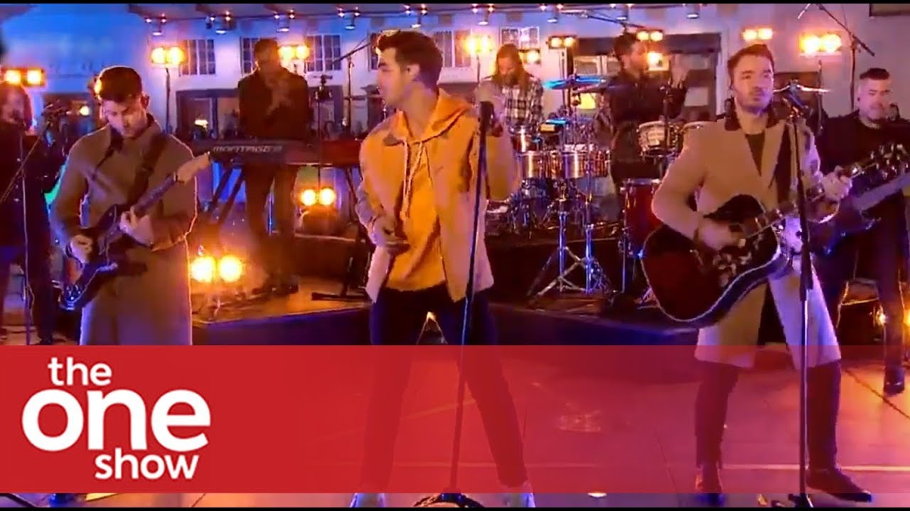 Jonas Brothers - What A Man Gotta Do (Live on The One Show)