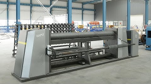 Fully automatic straight and reverse hexagonal wire mesh netting machine sold to Brazil
