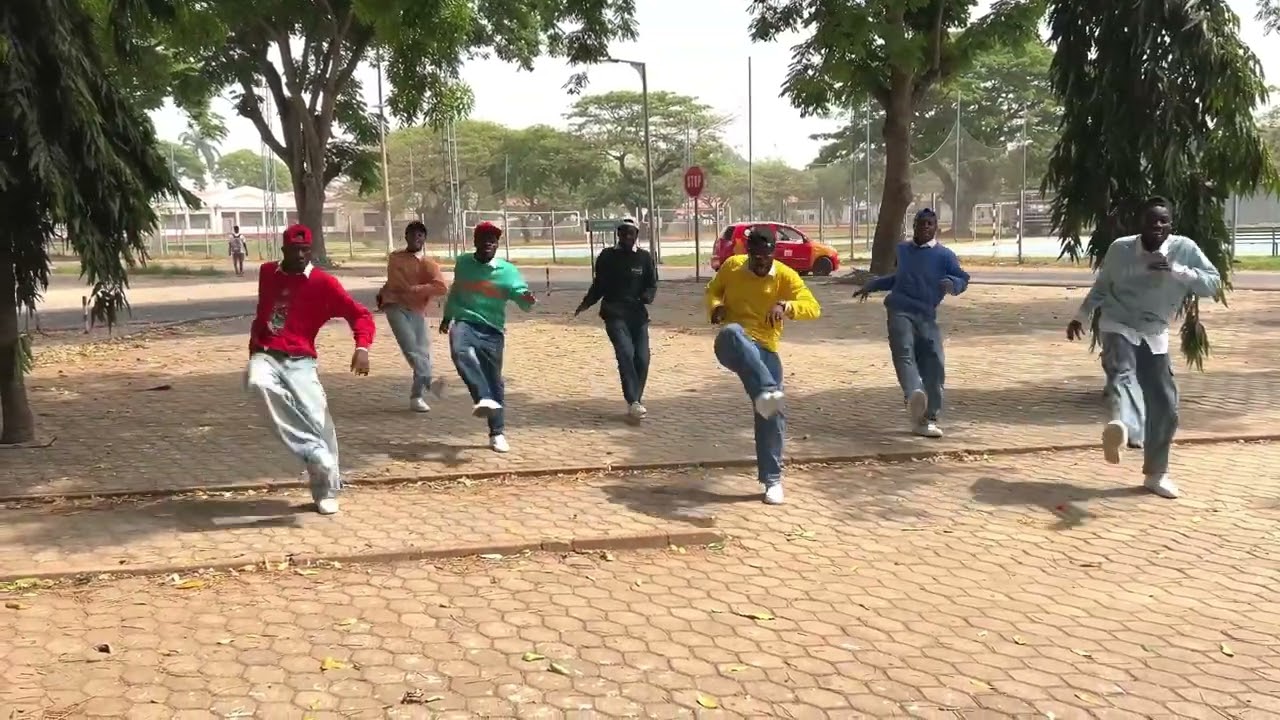 GOOD STEPS || MR DEE