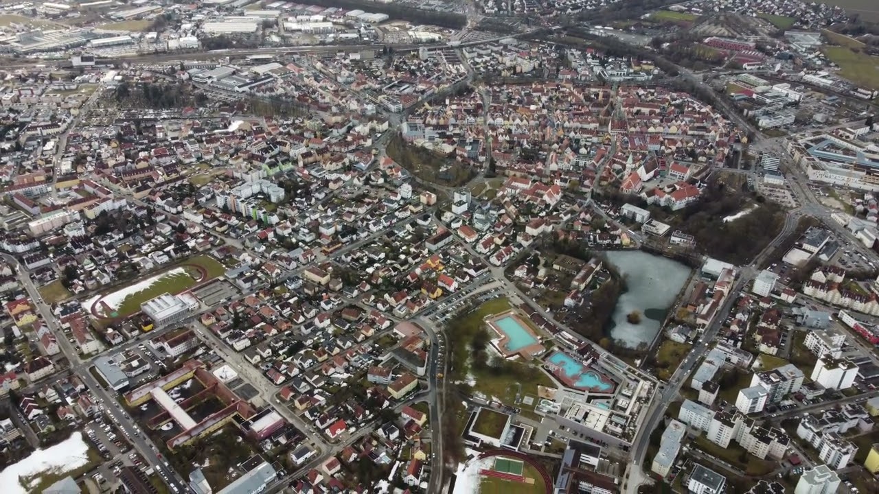 Blick mit der Dji mini 2 über Neumarkt 