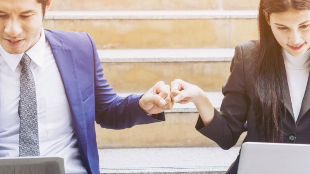 How to Develop Healthy Work Relationships: Navigating Office Dynamics