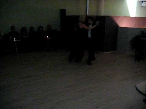 Helen La Vikinga & Javier Guiraldi, Summertime