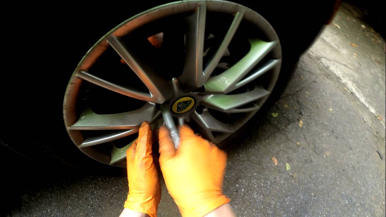 Tutorials Changing Lotus Elise Brakes Pads and Rotors Replacement