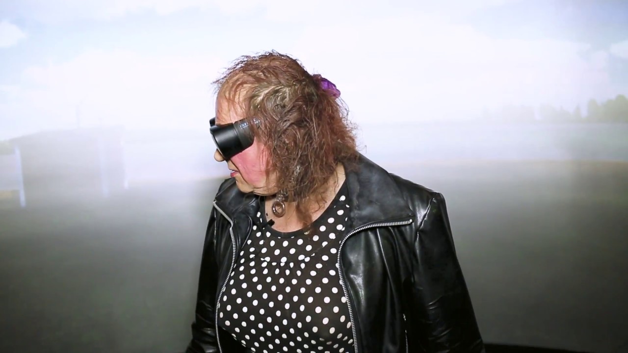 Markus Oamkissa 3D-virtuaalilaboratoriossa #luotaitseesi