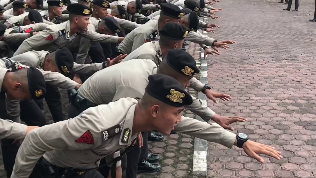 YEL-YEL SISWA LATJA SPN HINAI POLDA SUMUT.