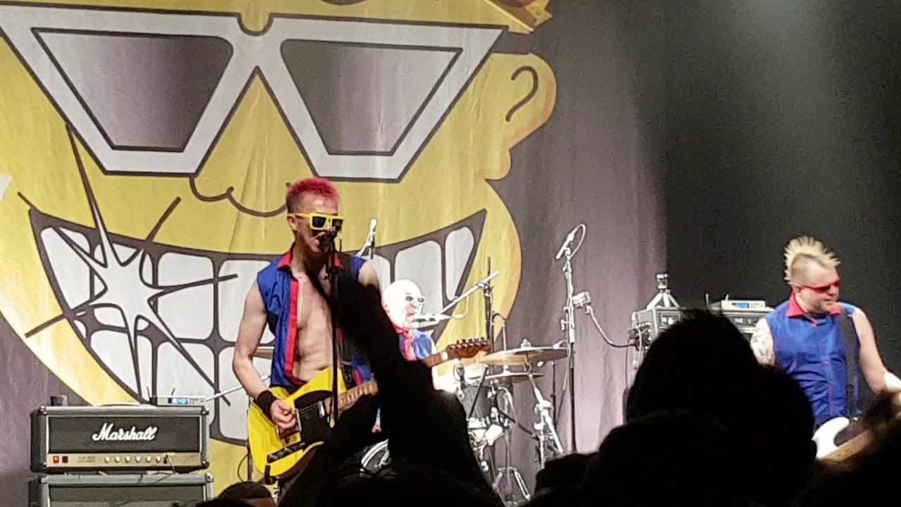 The Toy Dolls Alec's Gone (PARIS) le 29/11/2019 YouTube