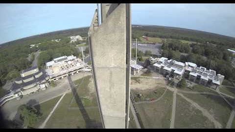 Quadcopter catches interference from tower antennas