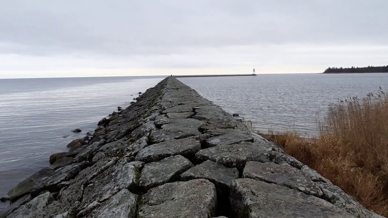 Ладожское озеро маяк в озере Ладожское озеро маяк в озере