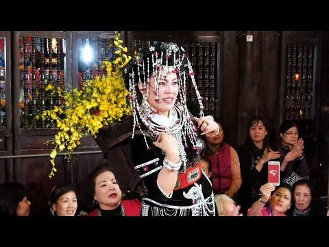 Văn Chương Hát Văn Giá Cô Bé