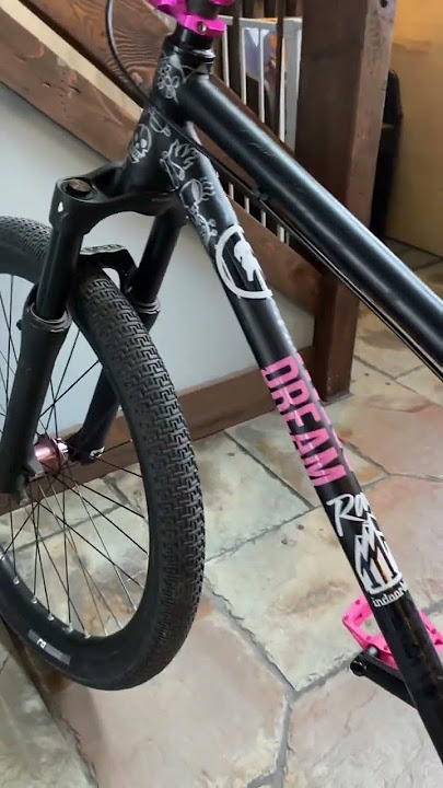 My Dirt Jumper - GT Ruckus, starting custom paint graphics