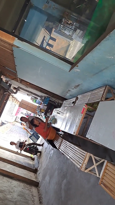 bapak bapak maen lato lato