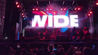 Escape The Fate - 10 Miles Wide (Live at When We Were Young 2024)