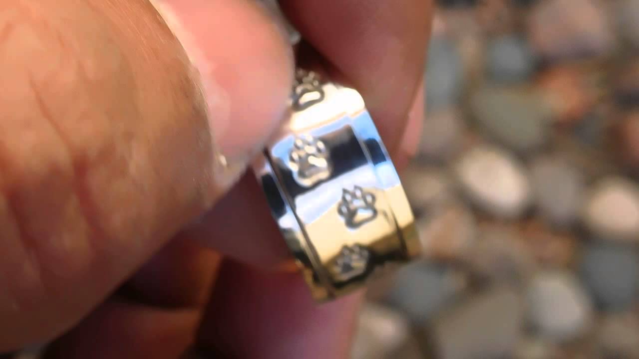 Wolf Spinner (Worry) Ring