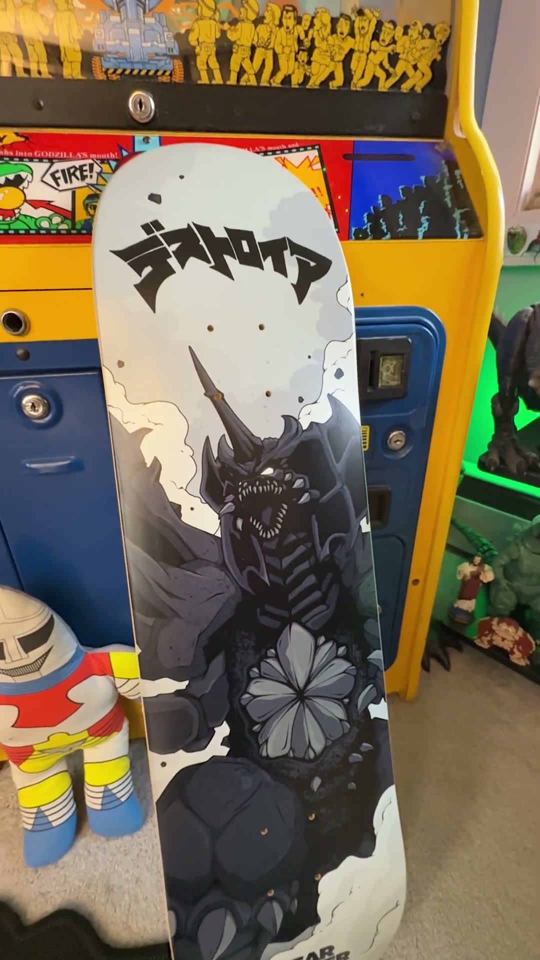 Godzilla x Bear Walker Skateboard Unboxing - MIB Quick Play