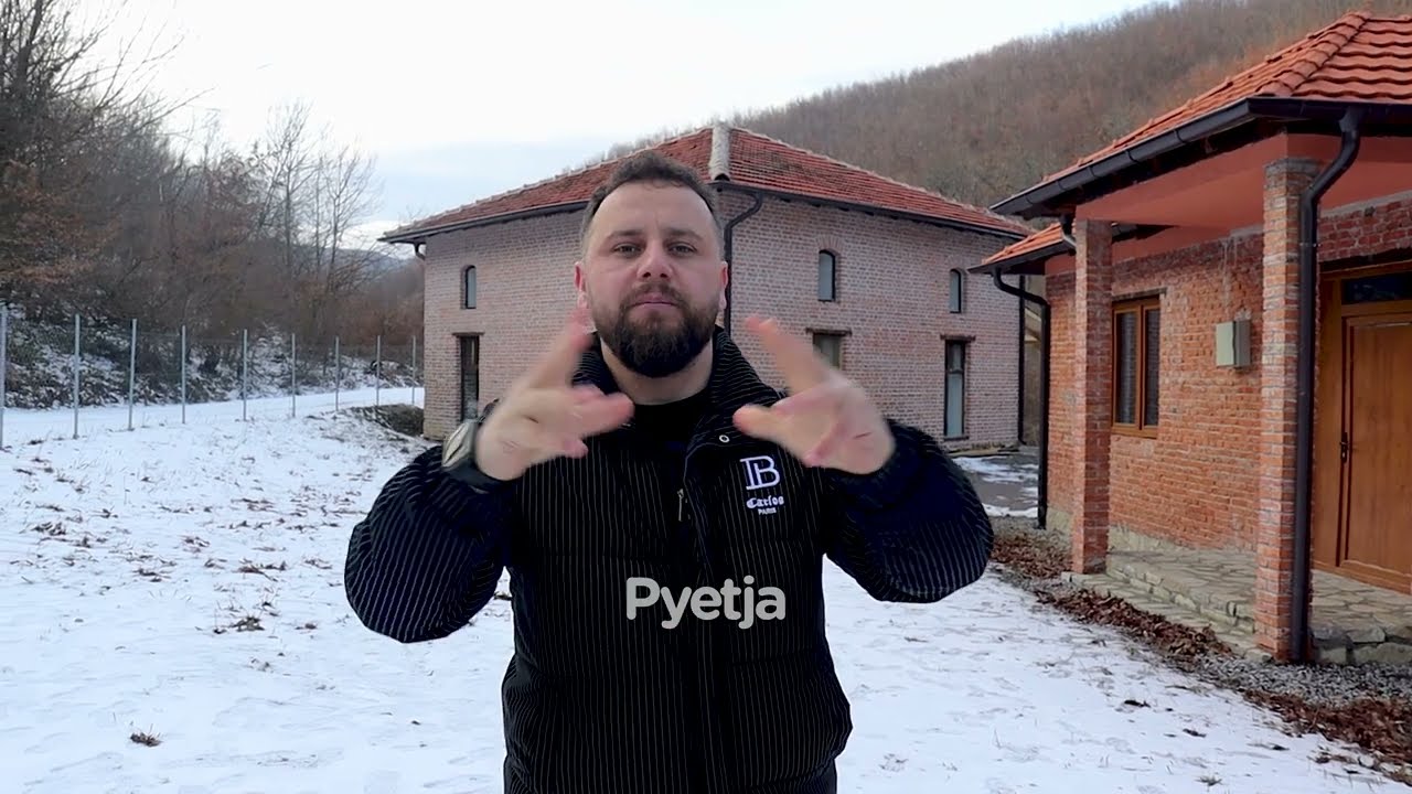 Xhamia dhe Shkolla e Mulla Idriz Gjilanit në fshatin Dunav