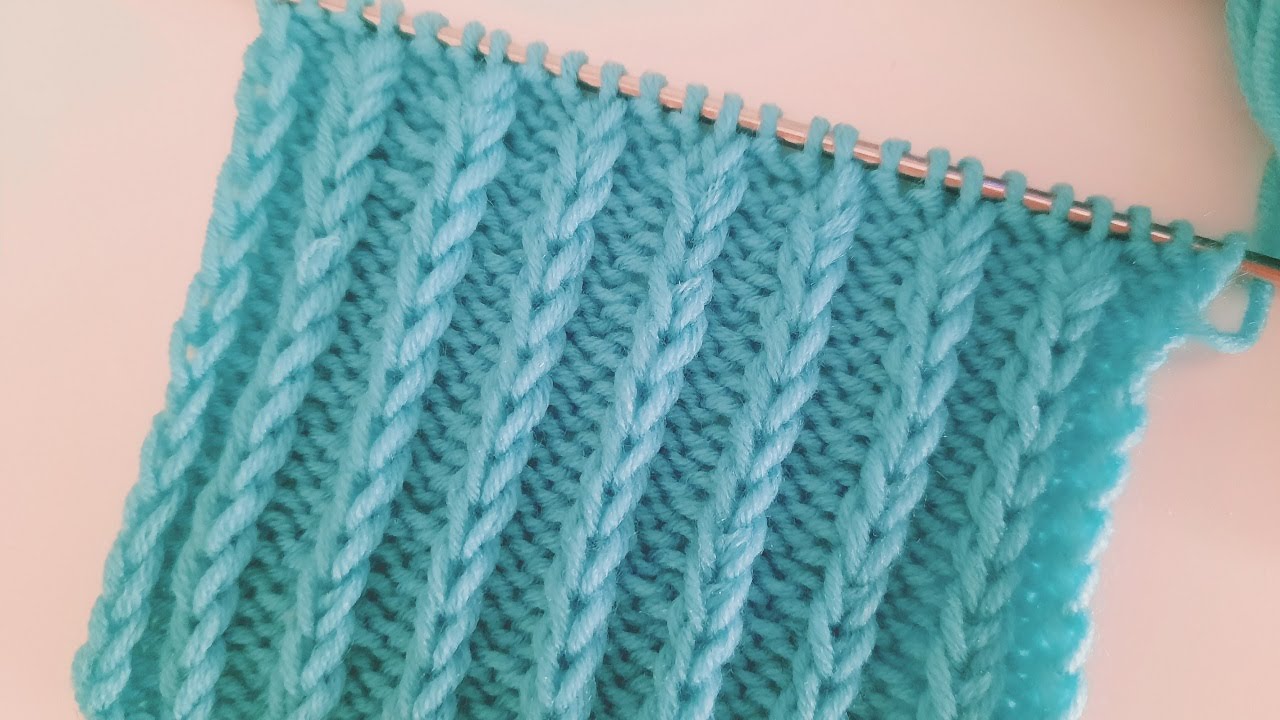 Всего 2 ряда! Объемные лицевые петли легко и просто. - YouTube
