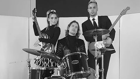 THE LIMESUBLIMES - Silly Millie (Official Music Vi...