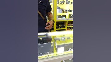 Nikon P1100 Unboxing at B&C Camera