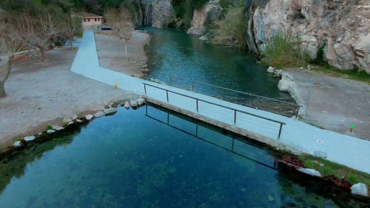FUENTE DE LOS BAÑOS EN MONTANEJOS (CASTELLON)