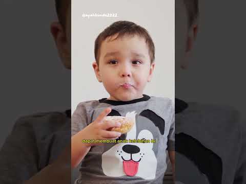 Bayi 8 Bulan Makan Donat