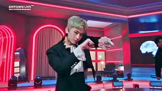 NCT 127 'Favorite' Live Performance during SMTOWN LIVE 2022 / KPOP LOCALE