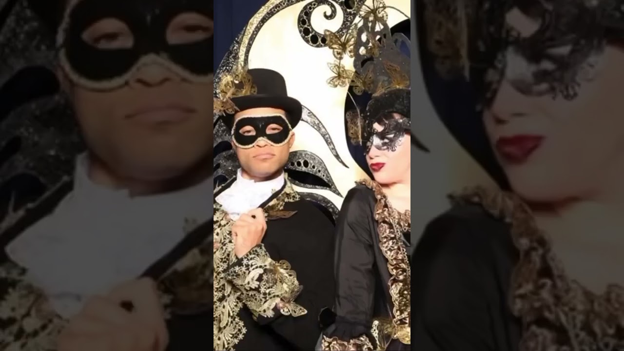 Masquerade balls are the best! 