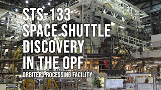 Space Shuttle Discovery in the Orbiter Processing Facility