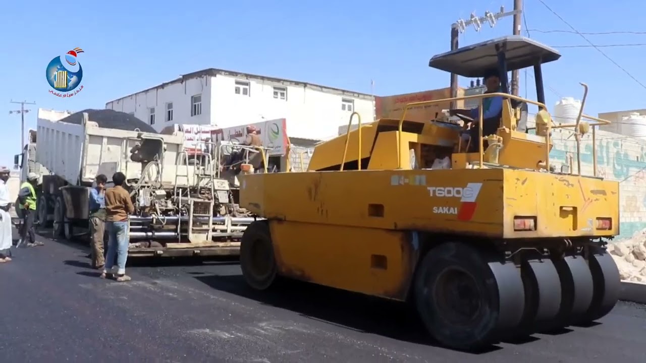 الانتهاء من زفلتة المرحلة الثانية من خط صحن الوطن | مدينة مارب - الروضة | مكتب الاشغال العامة والطرق