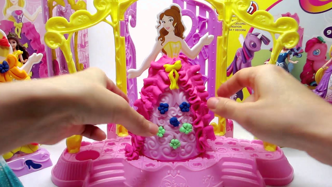 Play Doh Dress Maker Disney Princess Frozen Anna Elza Rapunzel Belle  MagiClip video #2