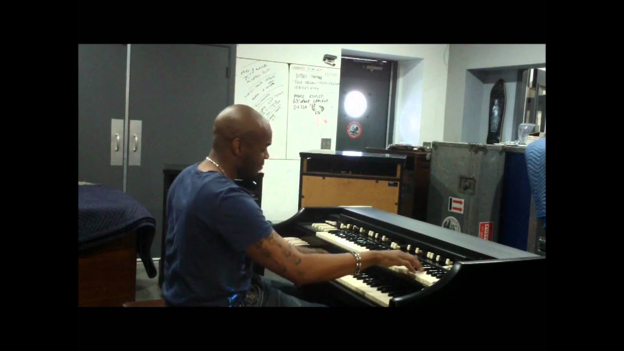Michael Bereal of West Angeles Church playing their Hammond A-101 Organ