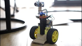 Crea un robot juguetón que pueda encontrar su propia forma de moverse