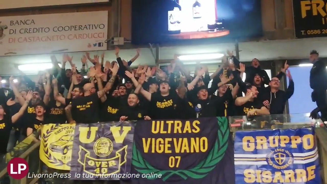 Basket A2 Libertas Vigevano, cori delle tifoserie