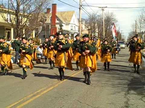 Newport AOH Pipe and Drum Band Let Erin Remember