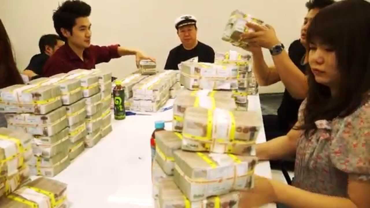 เบิกเงินสด 123 ล้านไปถอยเบนซ์ 50 คันมาแจกผู้โชคดีอิชิตัน