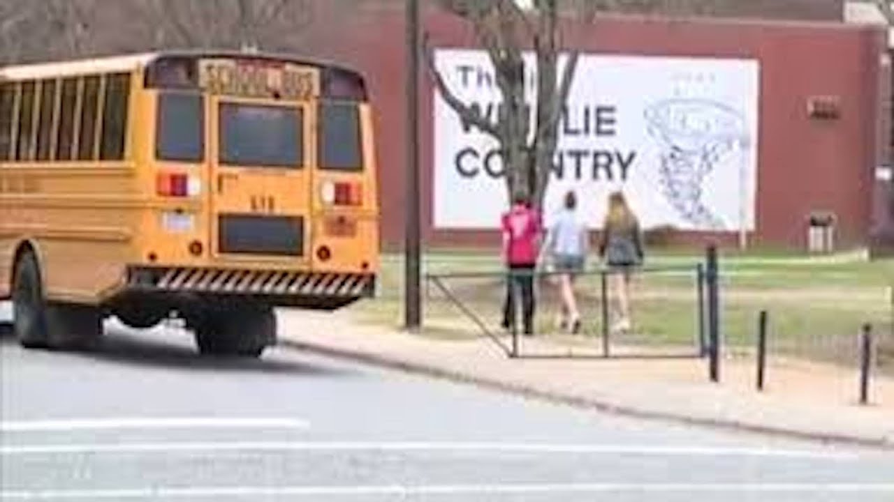 North Carolina School Buses Delivering Meals to Most Vulnerable Students