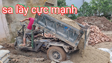 SA LẦY CỰC MẠNH , CÔNG NÔNG CHỞ CÁT NGÕ NHỎ || máy xúc múc cát  | excavator working