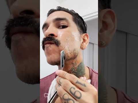 Video: 3 formas sencillas de afeitarse sin dejar el pelo por todas partes