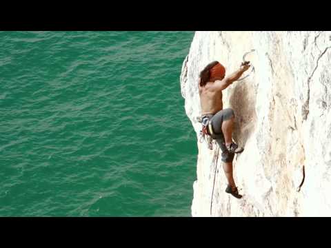 ICE CLIMBING ON THE BEACH