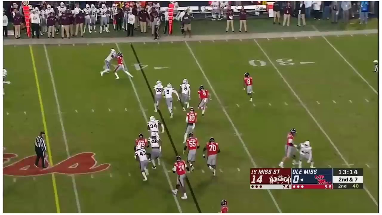 Johnathan Abram tracks down the reverse for TFL against Ole Miss (2018)