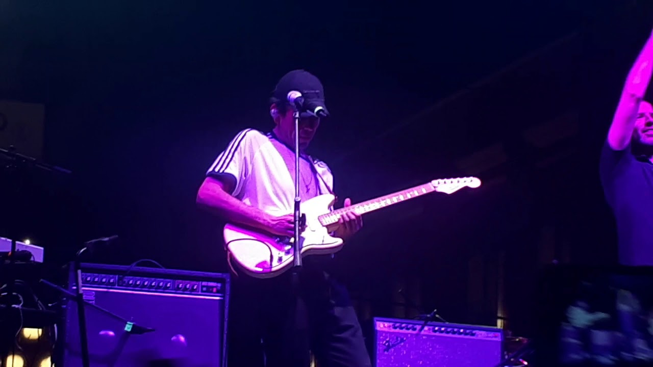 Fuma || Technicolor Fabrics || Puebla 12 de mayo