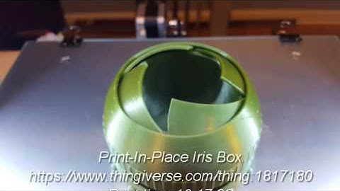 Print-In-Place Iris Box (remix) 3D print timelapse