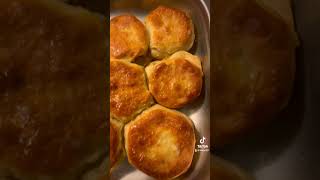 #breakfast bacon, egg, & cheese biscuit #kelseyscajuncuisines💗💜👩🏾🍳 #breakfast bacon, egg, & cheese biscuit #kelseyscajuncuisines💗💜👩🏾🍳