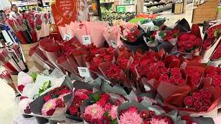 I was in the heaven for a few minutes. Happy Valentine's Day! 🥀